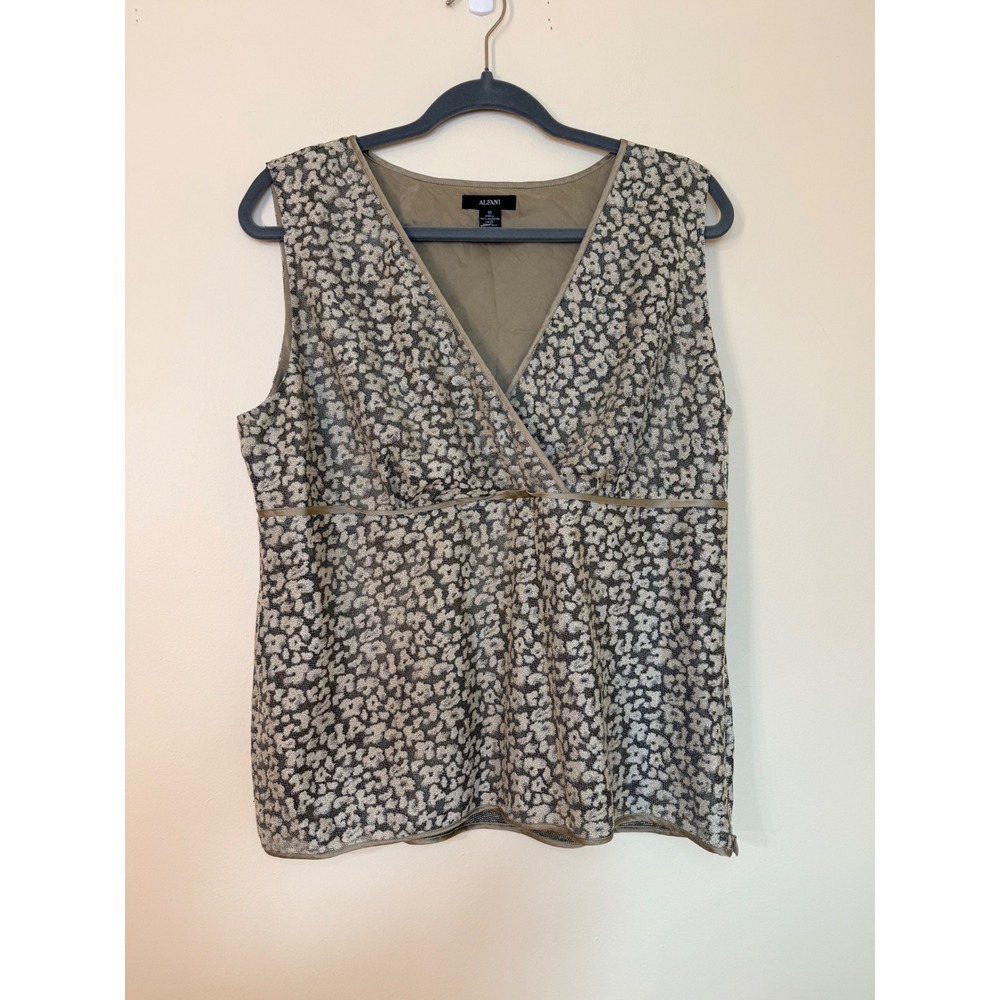 Alfani Womens Floral Lace Surplice V-Neck Sleeveless Blouse Silk Lining Taupe 16